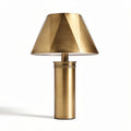Lampe en métal doré avec abat-jour géométrique 25 x 25 x 40cm